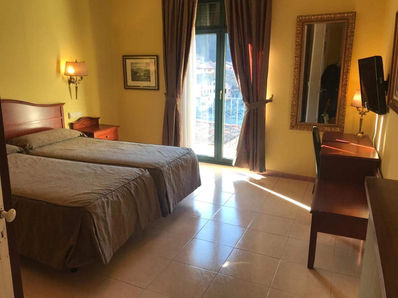 Hotel De Camprodon Luaran gambar